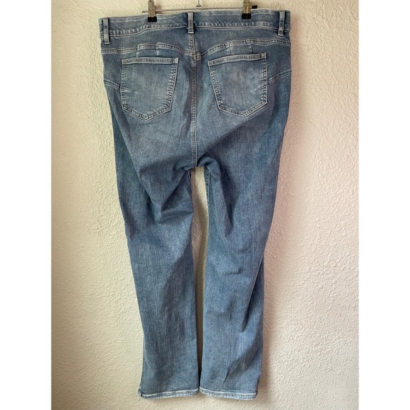 Torrid Bombshell Straight Jeans Premium Stretch Ripped Distressed Plus Size - Picture 2 of 4